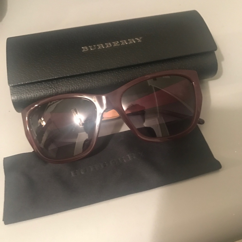 Woman's Burberry sunglasses